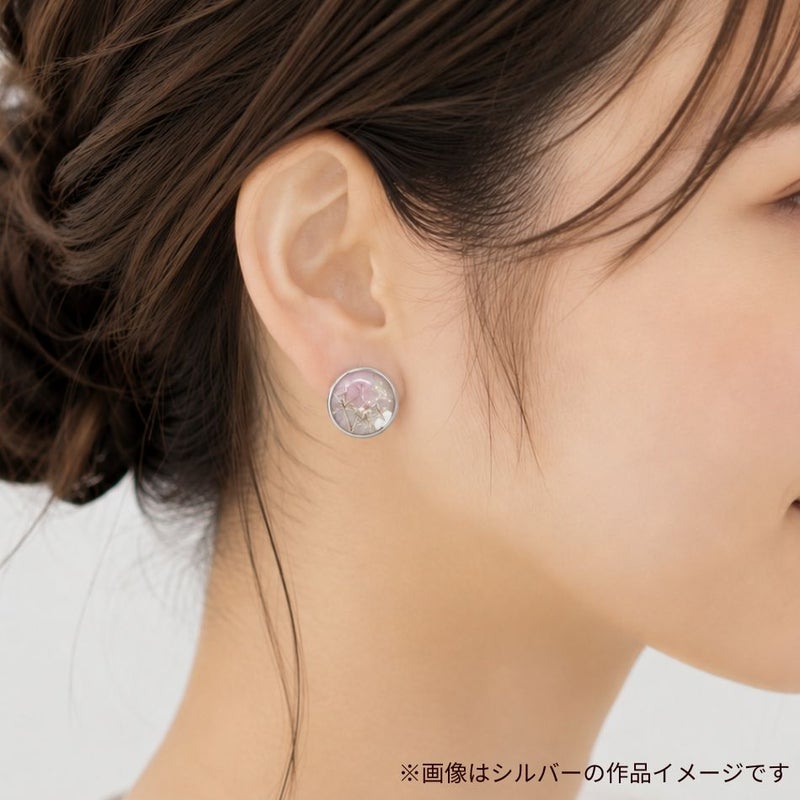 ミール皿付き カン無し 蝶バネ イヤリング 着用イメージ